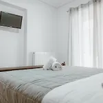 Efthimia αpartment * Ájoi Theódori